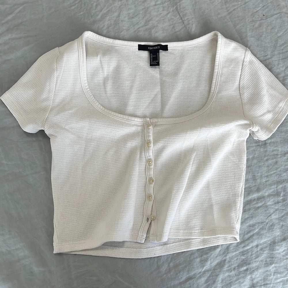 Cropped cream button up shirt